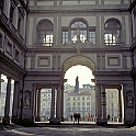 cortile_uffizi1039_50