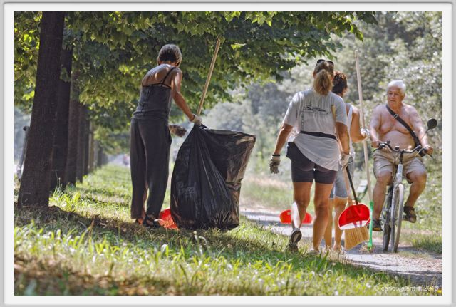 volontari_viareggio_pulita020