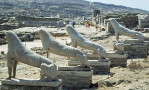 delos700_02