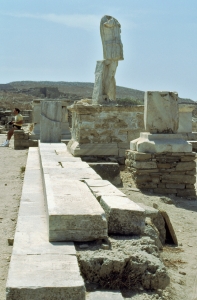 delos700_05