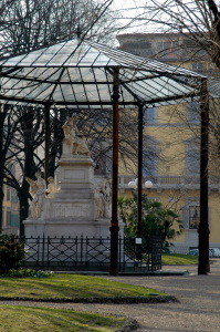 piazza_demidoff05_030310