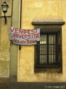 universita_via_lapira01
