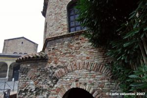 ravenna_battistero_ariani007