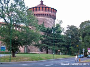 milano_piazza_castello1