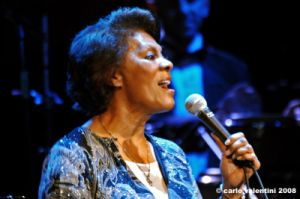 dionne_warwick09