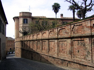 casa_leopardi2_040403