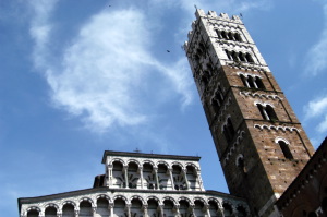 lucca090a