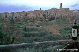 pitigliano02_060304