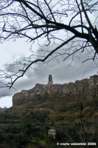 pitigliano102_060305
