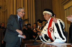 noam_chomsky11