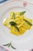 ravioli_burro_salvia2